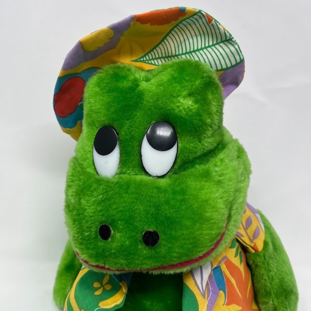 Vintage Frog Plush Romi Toy Inc 1988 Large Stuffed Animal Floral Outfit - Picture 7 of 7